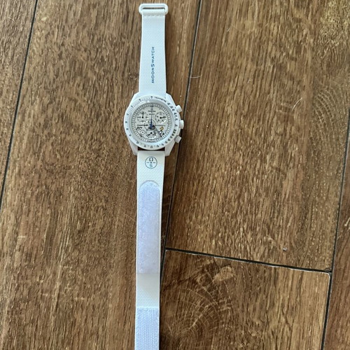 Omega x Swatch Bioceramic MoonSwatch Mission to the Moonphase White Edition new
