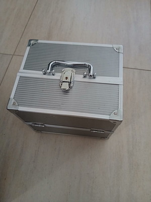 Cosmetic case like new, silver