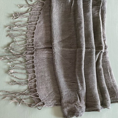 Scarf used with fringes, green gray