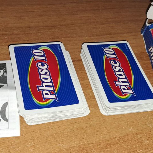 Phase 10 card game like new with instructions