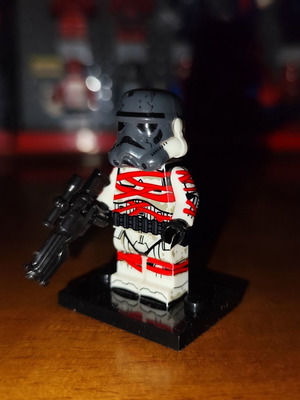 Night Trooper (Zombie) Star Wars minifigure