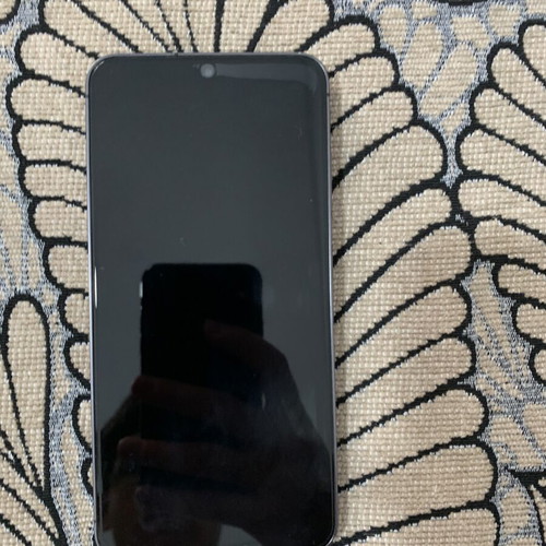 Samsung S24 new with case, screen protector, and box