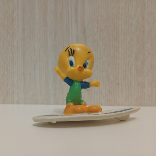 Tweety Beach Surfer Figure used Warner Bros Bullyland Looney Tunes
