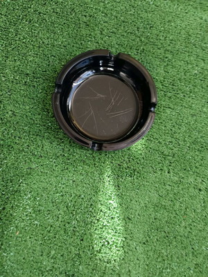 Black glass ashtrays used, pack of 24 pieces