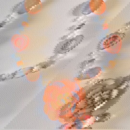 Κολιέ σαν καινούργιο με ροζ χάντρες από σεντέφι και γυάλινες