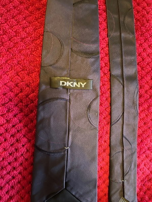 DKNY Tie Dark Blue Like New With Embossed Circle Pattern