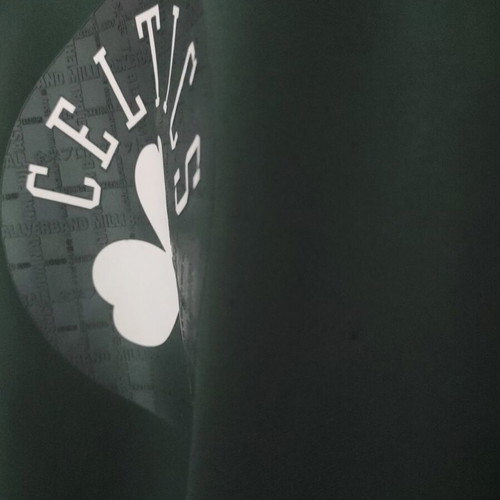 Adidas Boston Celtics Medium sweatshirt used