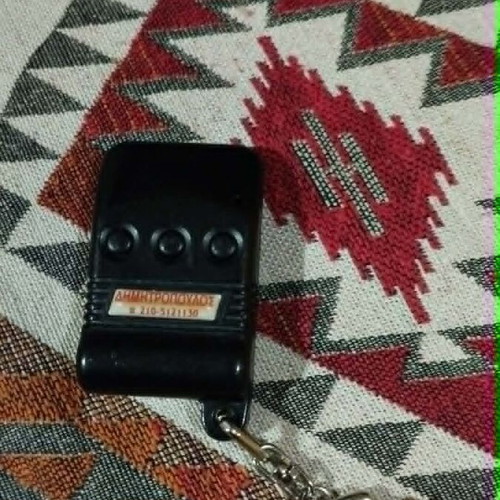Garage door remote control programmable, like new