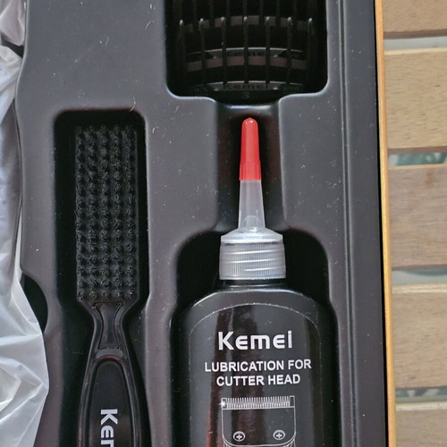 Kemei km-1858 hair clipper like new