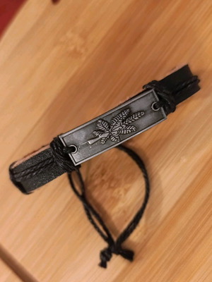 Men's bracelet new with adjustable size
