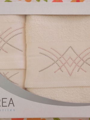 Borea towel set 3 pieces new, cotton ecru with strass