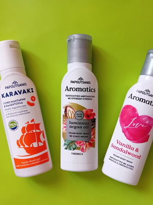 Papoutsanis travel size shower gels set of 3 new with gift shampoo