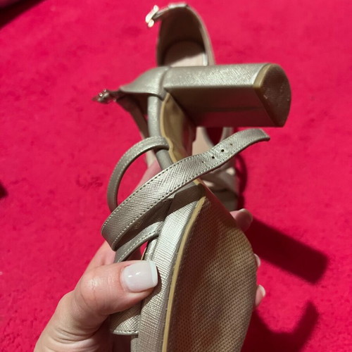 Gold sandals like new, size 40, formal