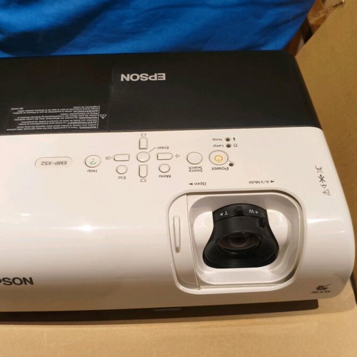 Epson EMP-X52 projector like new