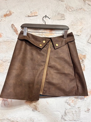 Shein Faux Leather Mini Skirt size M like new, brown