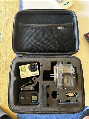 GoPro Hero 3 Action Camera με αδιάβροχη θήκη, μπαταρία, οθόνη και θήκη μεταφοράς