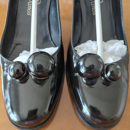 Danos black leather pumps size 37 like new