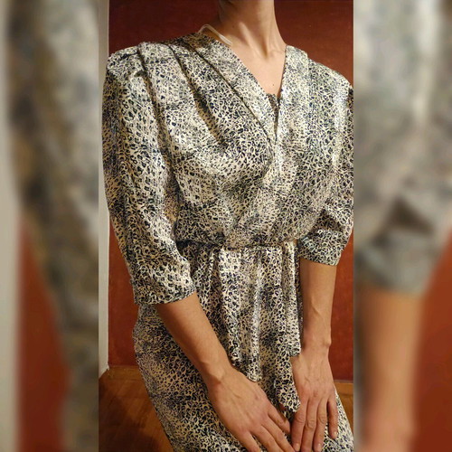 Vintage animal print dress used, satin fabric, 80s, Canda