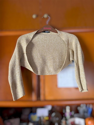 Grama bolero like new, gold lurex knit, size S