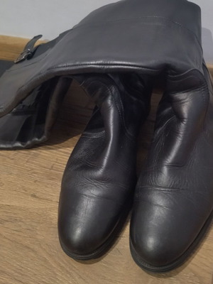 Leather boots like new, black, size 40