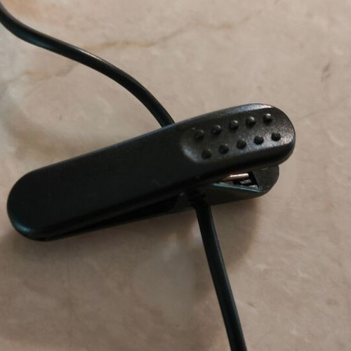 Motorola HS700 Stereo Handsfree like new, original accessory for V3 Razr