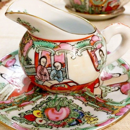 Chinese tea set 乾隆年制 from the 70s
