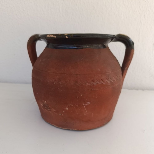 Traditional clay pot with two handles, 17cm height