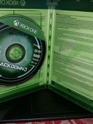 Crackdown 3 Xbox One game, like new