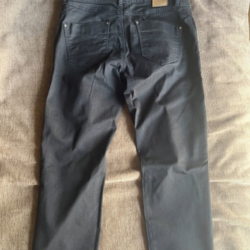Stradivarius black jeans like new with rips size S