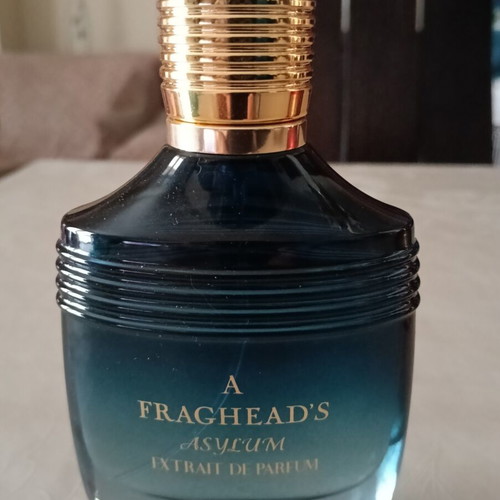 FOMO A Fraghead's Asylum Eau de Parfum 100 ml like new, authentic
