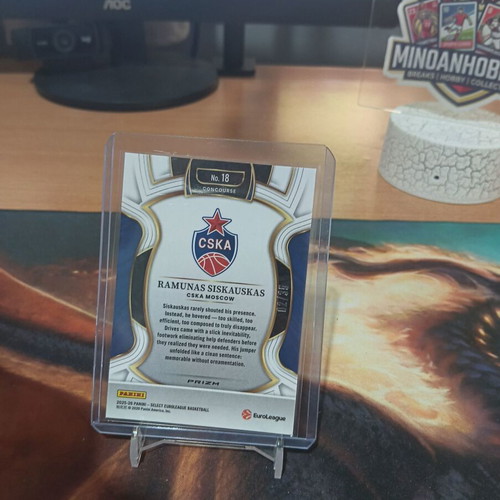 Ramunas Siskauskas 2025-26 Panini Select EuroLeague Concourse cracked ice card near mint
