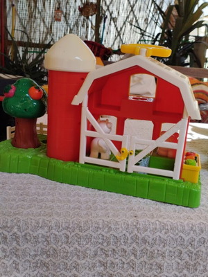 Farm used, fully functional, missing three figures
