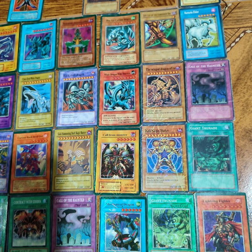 Yu-Gi-Oh! Cards Collection 40x Rare -  40,00 - Vendora.cy