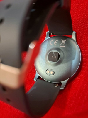 Electronic watch with multiple functions new