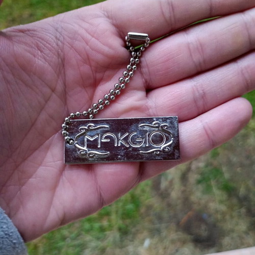 MAKGIO metal keychain used, silver