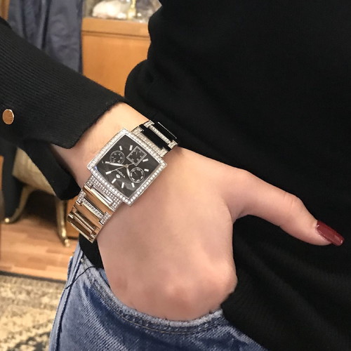 VOGUE women's watch new with Austrian crystals and sapphire