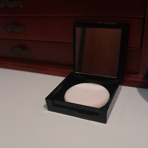 Powder with mirror new