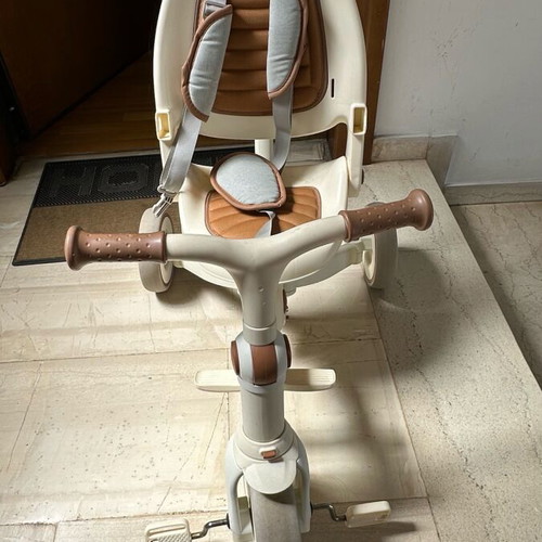 Byox tricycle bike 3 in 1 beige like new for 12-72 months