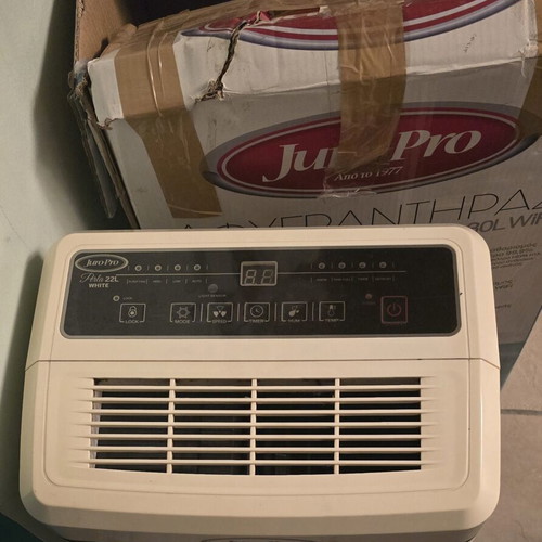 Juro Pro Perla 22L Dehumidifier like new