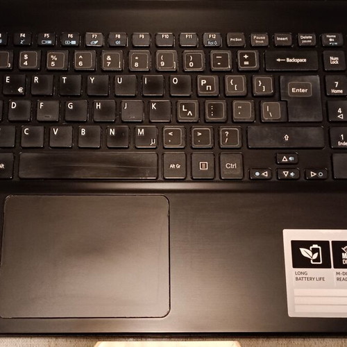 Acer Aspire E5-572G laptop used, i3-4000M, 8GB RAM, 120GB SSD, Nvidia 840M