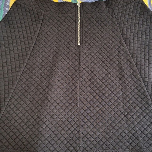 Divided by H&M black quilted skirt used size M