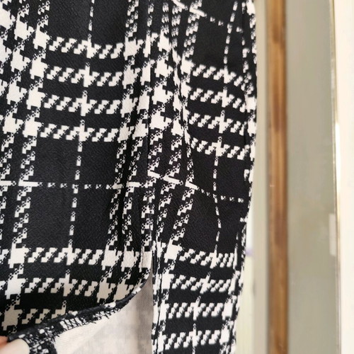 Shein mini skirt new, black and white, size S