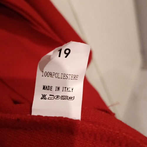Women's coat like new, bright red, size XL