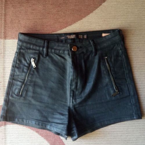 Zara high-waisted winter shorts used, black with zipper pockets, size S 36