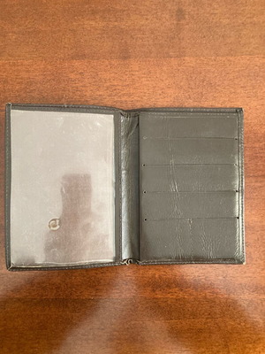 Vintage leather wallet dark brown like new