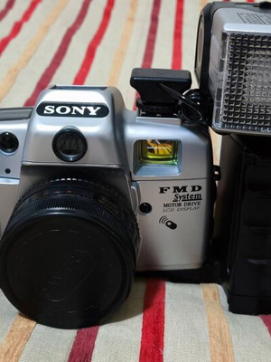 Vintage Sony FMD System Motor Drive LCD Display camera used with film