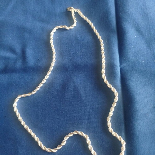 Noir silver women's necklace chain like new