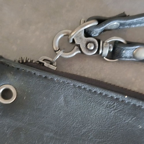 Attrattivo black wrist bag like new