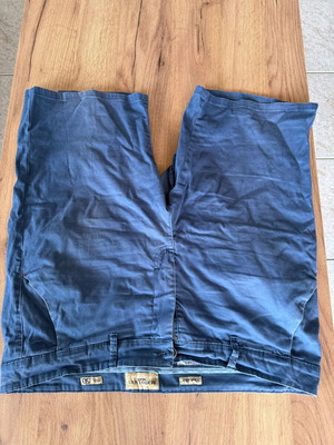Berto Lucci men's chino shorts navy size L used