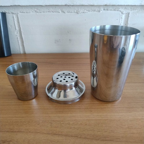 Eackelmanm shaker used, stainless steel